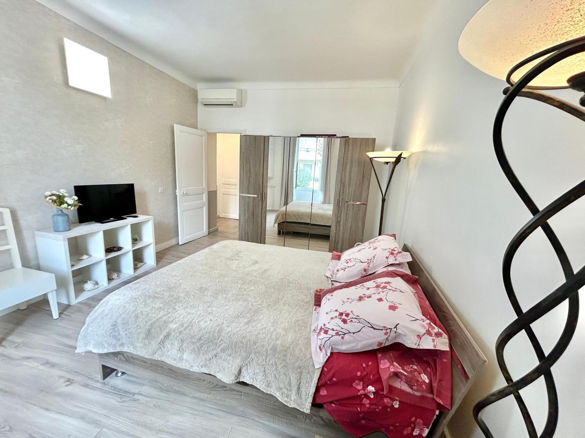 Amiral Courbet Apartment Juan-les-Pins Exteriér fotografie