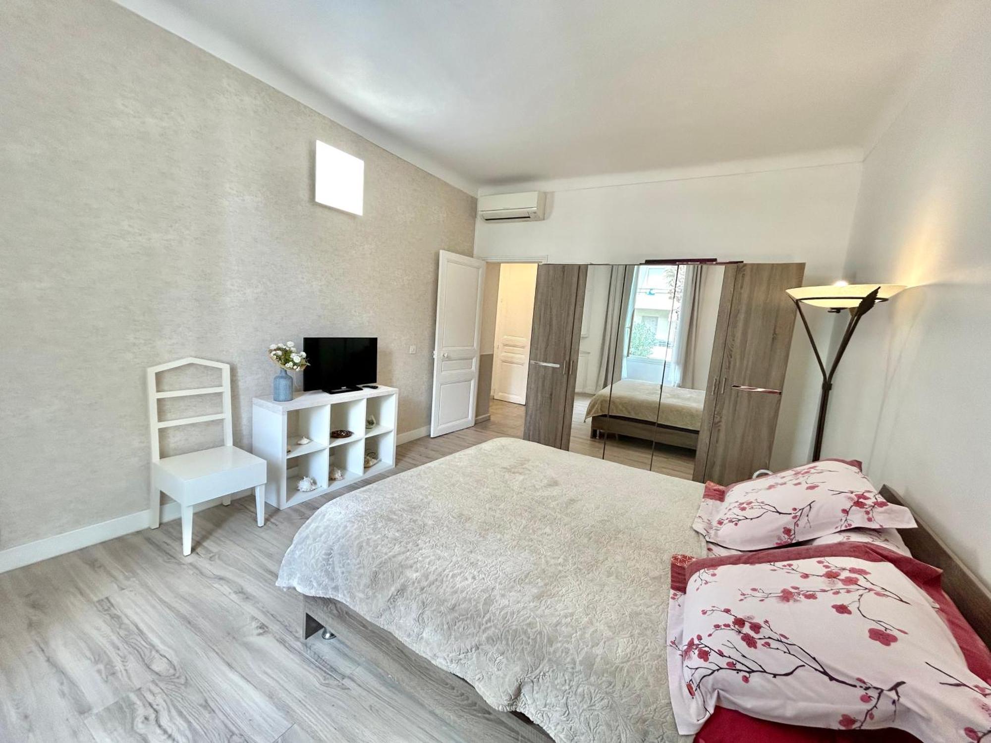 Amiral Courbet Apartment Juan-les-Pins Exteriér fotografie